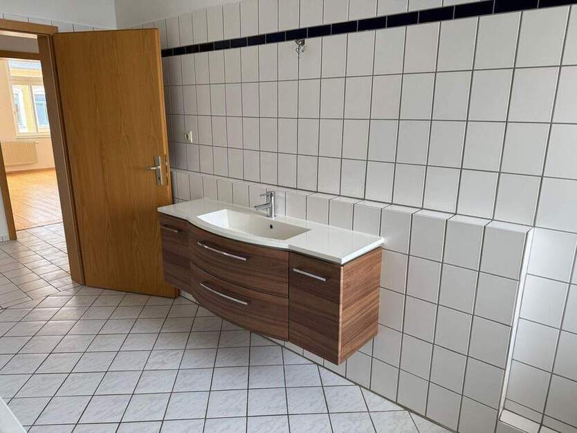 Helle und freundliche 3-RaumWohnung mit Balkon