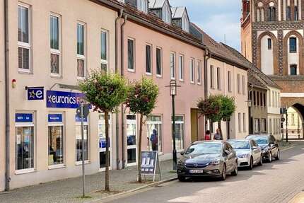 Wohnung Gransee - 11 Zimmer, 375 m&sup2;, 3.700&euro; | Angebot:26759079