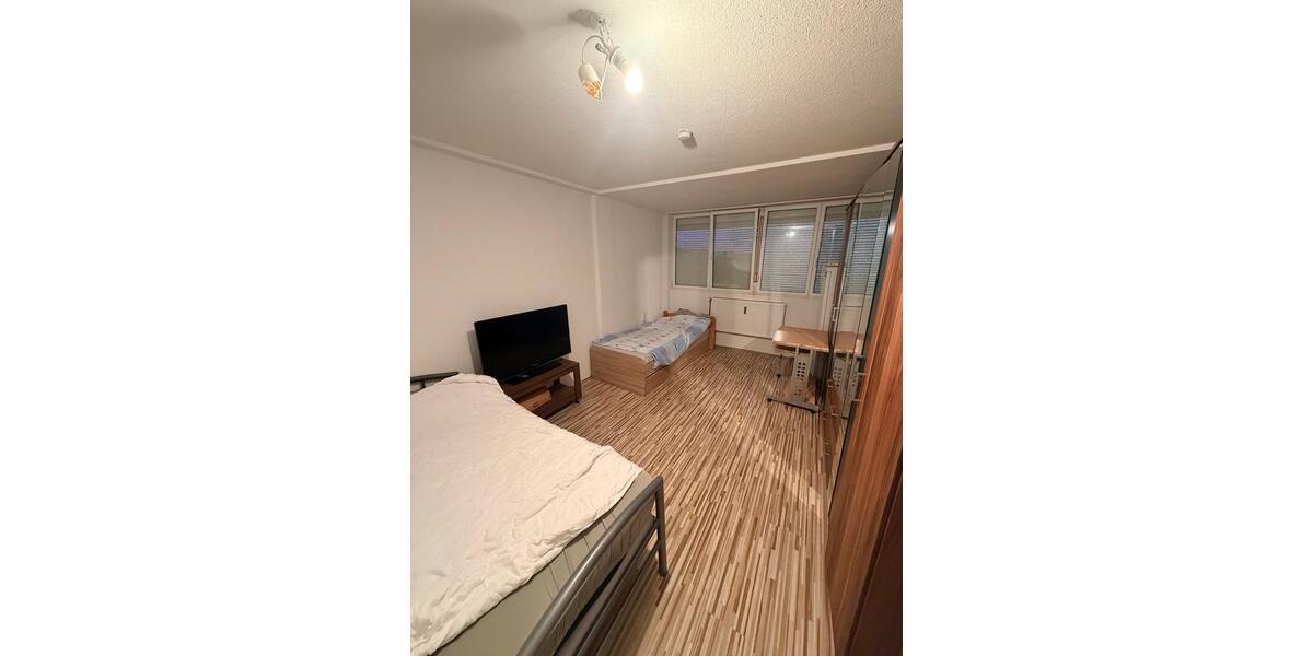 Erdgeschoßwohnung Umkirch - 4 Zimmer, 85 m&sup2;, 300&euro; | Angebot:25447004