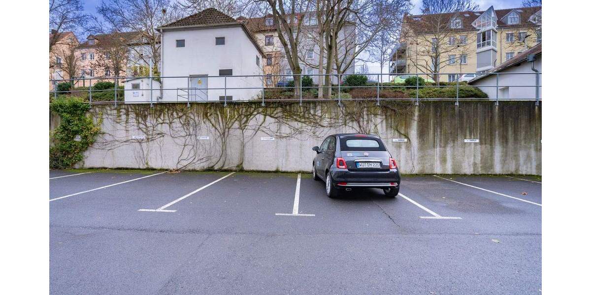 Gewerbeobjekt Würzburg Frauenland - 4 Zimmer, 150 m&sup2;, 1.718&euro; | Angebot:25682356