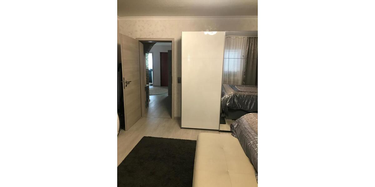 Einfamilienhaus Bad Endbach - 6 Zimmer, 230 m&sup2;, 1.300&euro; | Angebot:26604947