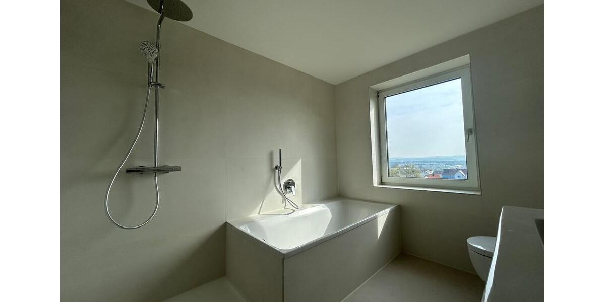 Dachgeschoßwohnung Sulzbach-Rosenberg Rosenberg - 3.5 Zimmer, 97 m&sup2;, 1.150&euro; | Angebot:26095795