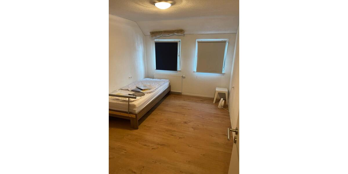Maisonettenwohnung Böblingen - 5 Zimmer, 120 m&sup2;, 2.000&euro; | Angebot:26237157