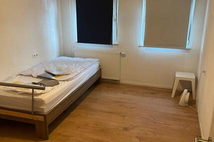 Wohnung Böblingen - 5 Zimmer, 120 m&sup2;, 2.000&euro; | Angebot:26237157
