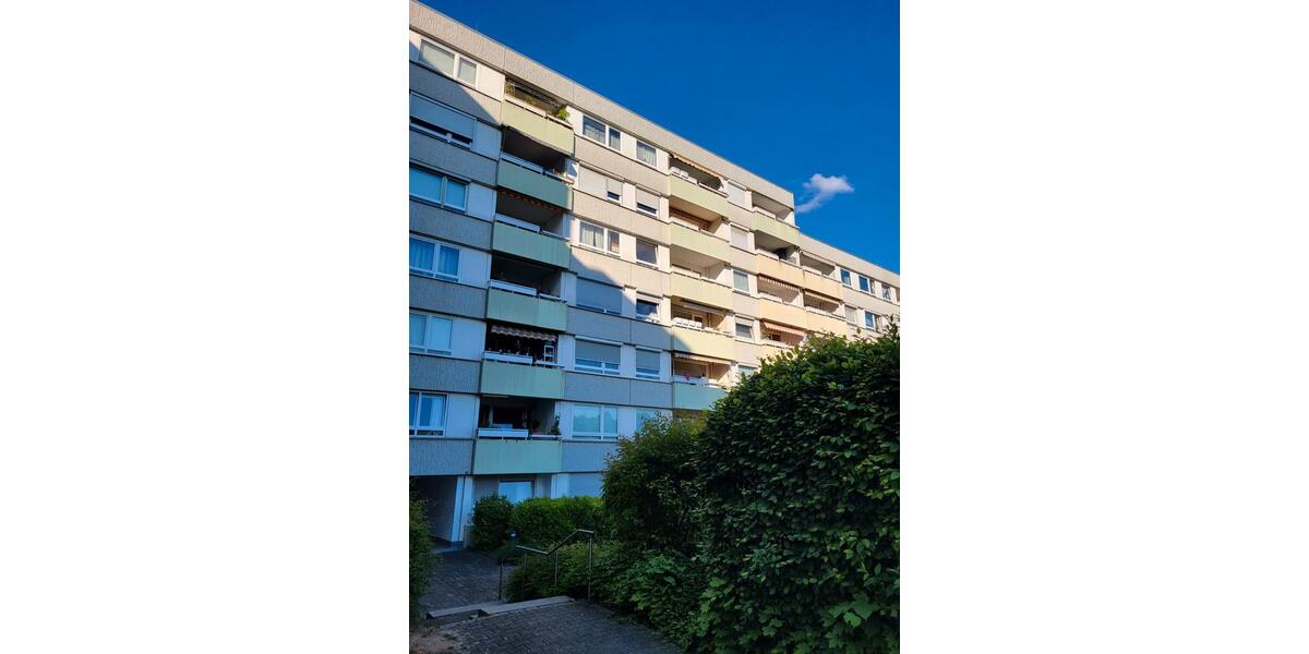 Etagenwohnung Wiesbaden Biebrich - 2 Zimmer, 69 m&sup2;, 950&euro; | Angebot:26689705