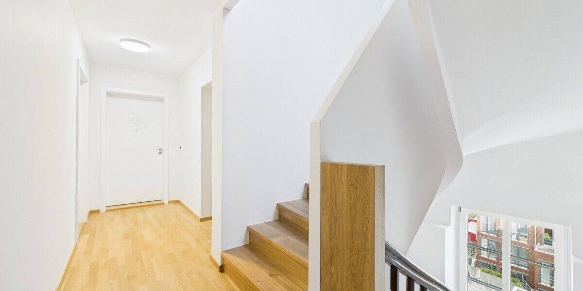 zum Erstbezug nach Sanierung: Exklusive 3,5Zimmer Wohnung mit Balkon direkt am Gärtnerplatz 3 zimmer