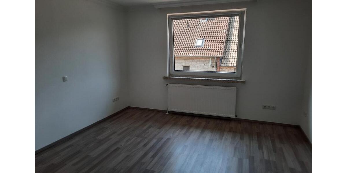 Etagenwohnung Nienhagen - 3.5 Zimmer, 83 m&sup2;, 850&euro; | Angebot:23835964