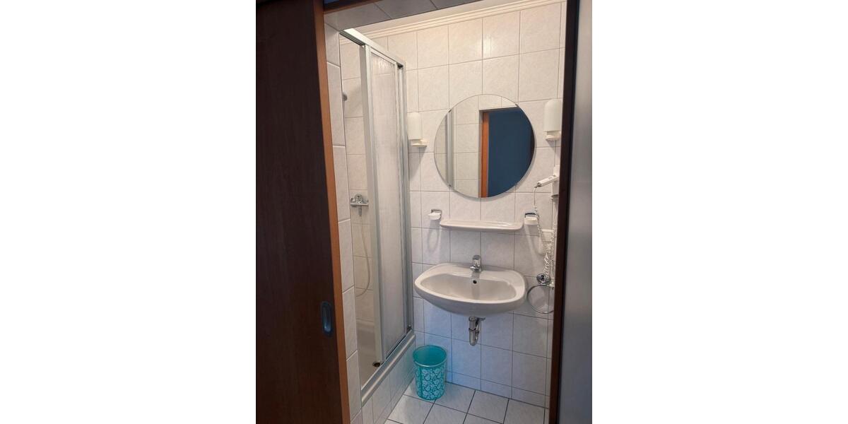 Wohnen auf Zeit Büchlberg - 1 Zimmer, 35 m&sup2;, 40&euro; | Angebot:24787233