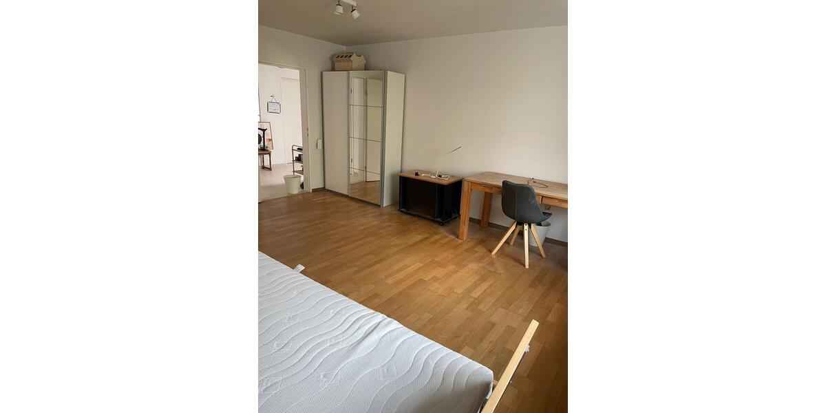 Wohnen auf Zeit Bonn Gronau - 21 Zimmer, 2 m&sup2;, 735&euro; | Angebot:26438491