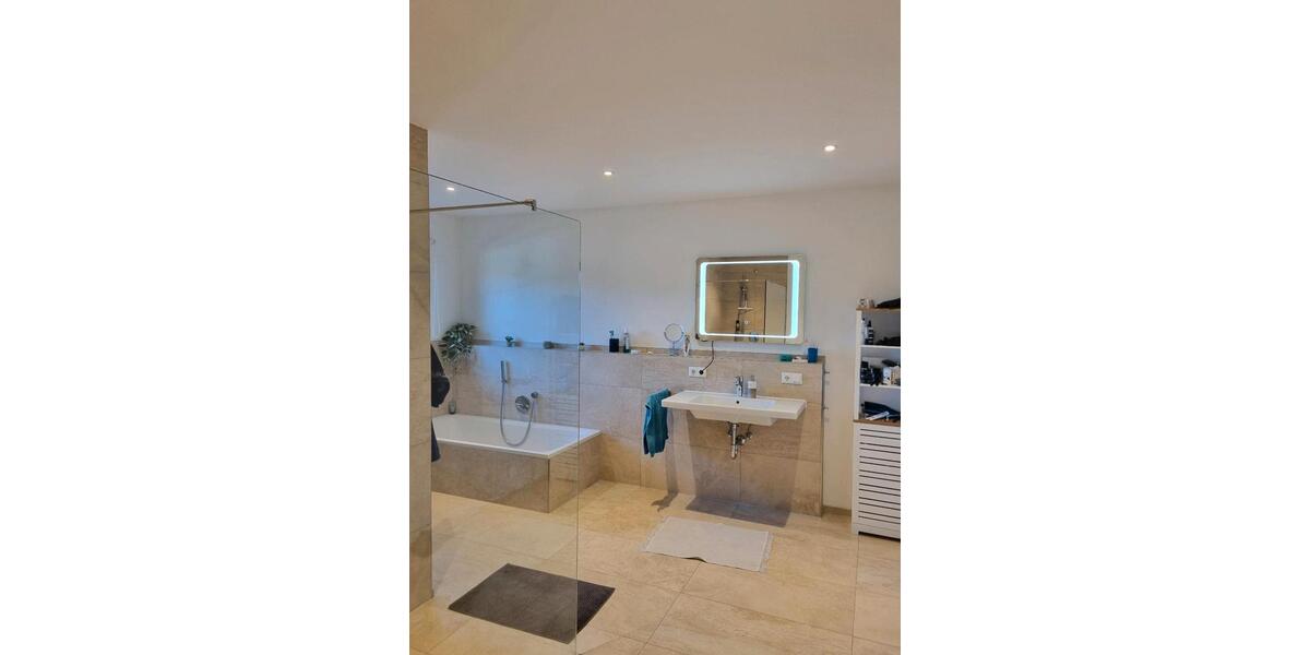 Wohnen auf Zeit Schnaitsee - 4.5 Zimmer, 160 m&sup2;, 550&euro; | Angebot:26042747