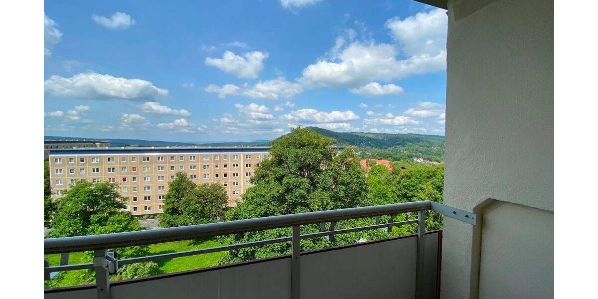 Etagenwohnung Suhl Neundorf - 4 Zimmer, 64 m&sup2;, 340&euro; | Angebot:25781338