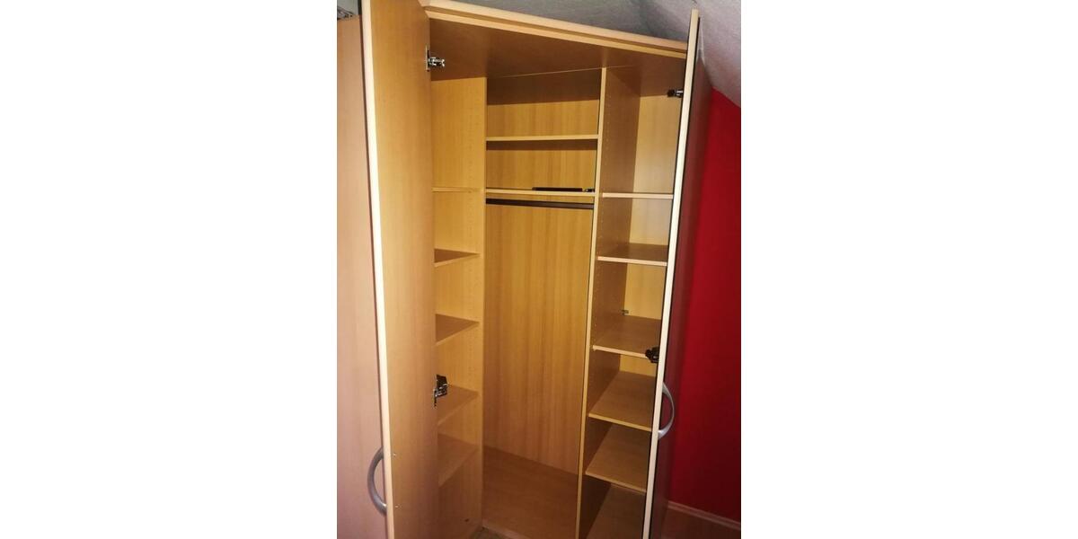 Dachgeschoßwohnung Reinsdorf - 3 Zimmer, 49 m&sup2;, 350&euro; | Angebot:26603588