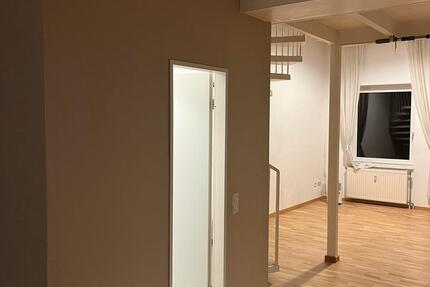 Stilvolle Maisonette-Wohnung in ruhiger Lage