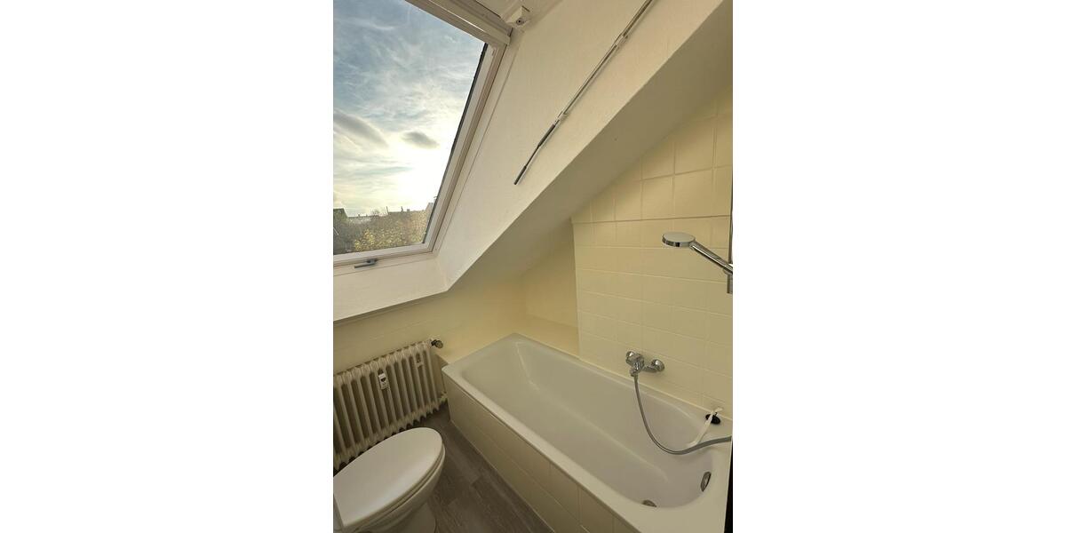 Dachgeschoßwohnung Fulda Kohlhaus - 3 Zimmer, 75 m&sup2;, 650&euro; | Angebot:24785763