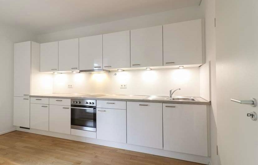 Wohnen auf Zeit Frankfurt am Main Ostend - 2 Zimmer, 73 m&sup2;, 1.750&euro; | Angebot:26652596