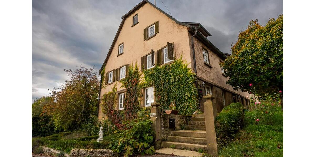 Einzigartige Chance: großes Hohenloher Bauernhaus zu vermieten 11 zimmer