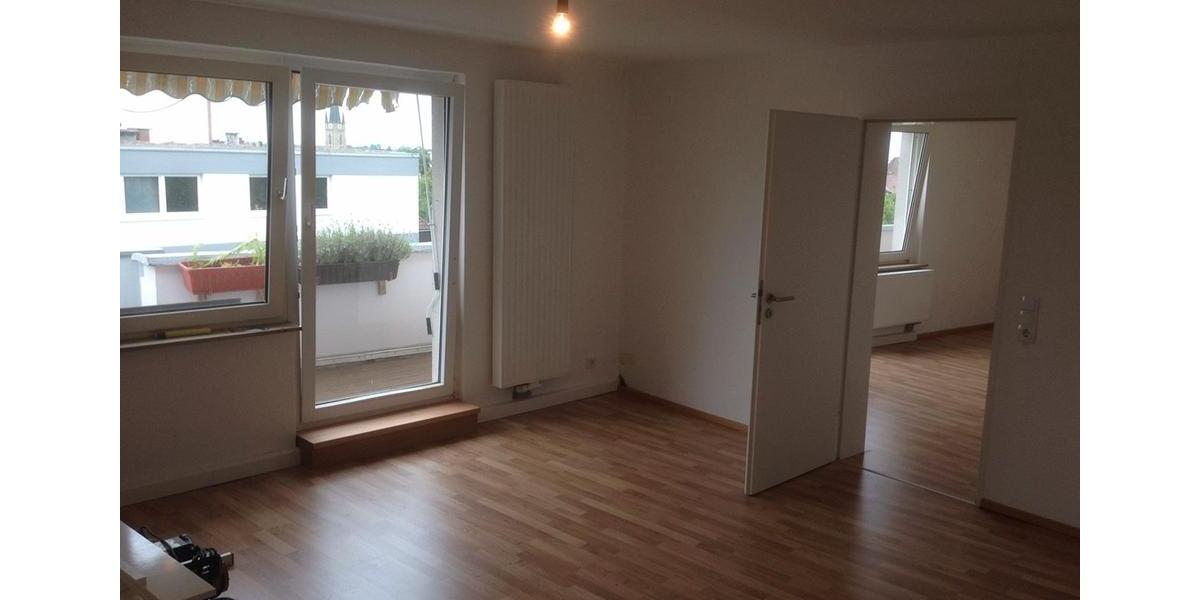Dachgeschoßwohnung Salzkotten - 2 Zimmer, 52 m&sup2;, 690&euro; | Angebot:26041665