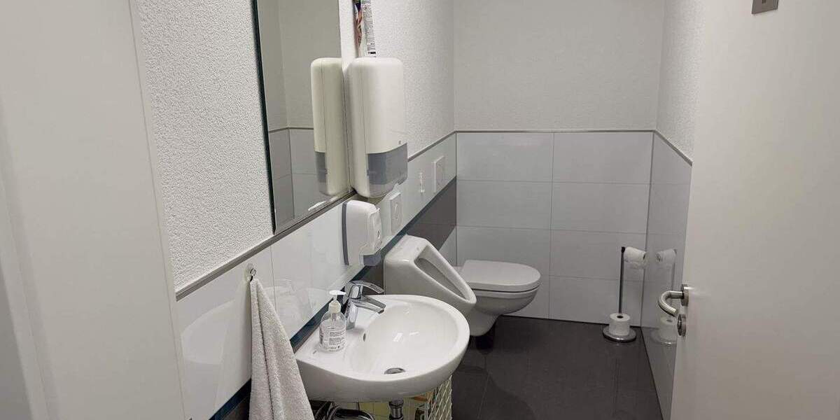 Gewerbeobjekt Schiffweiler Landsweiler - 2 Zimmer, 48 m&sup2;, 950&euro; | Angebot:24387467