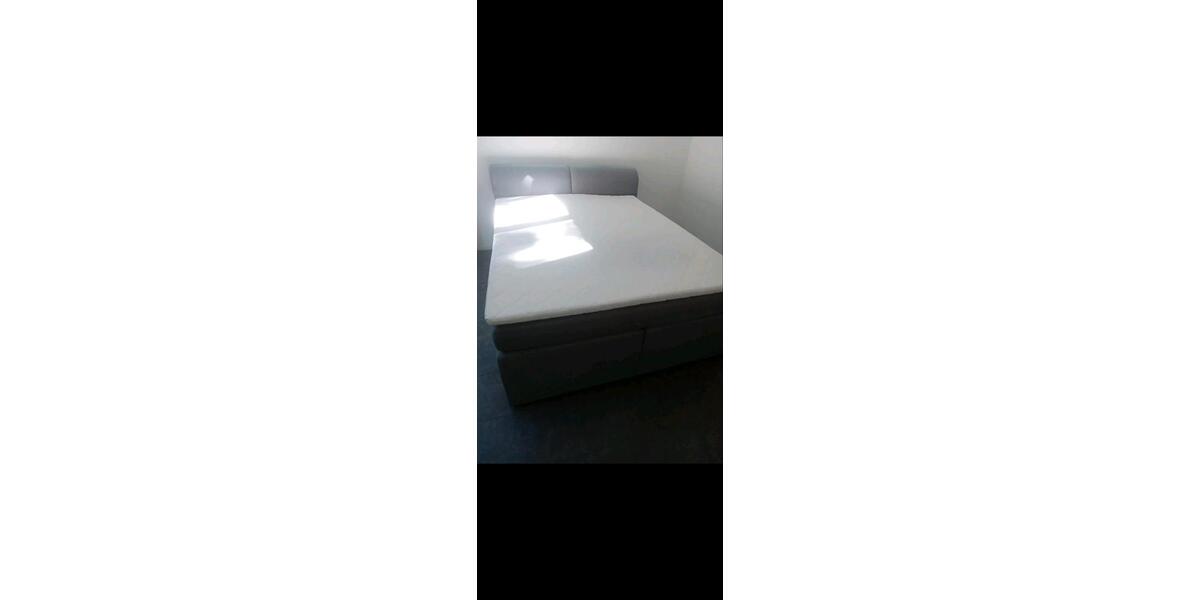 Wohnen auf Zeit Stuttgart Bad Cannstatt - 22 Zimmer, 122 m&sup2;, 250&euro; | Angebot:26660839