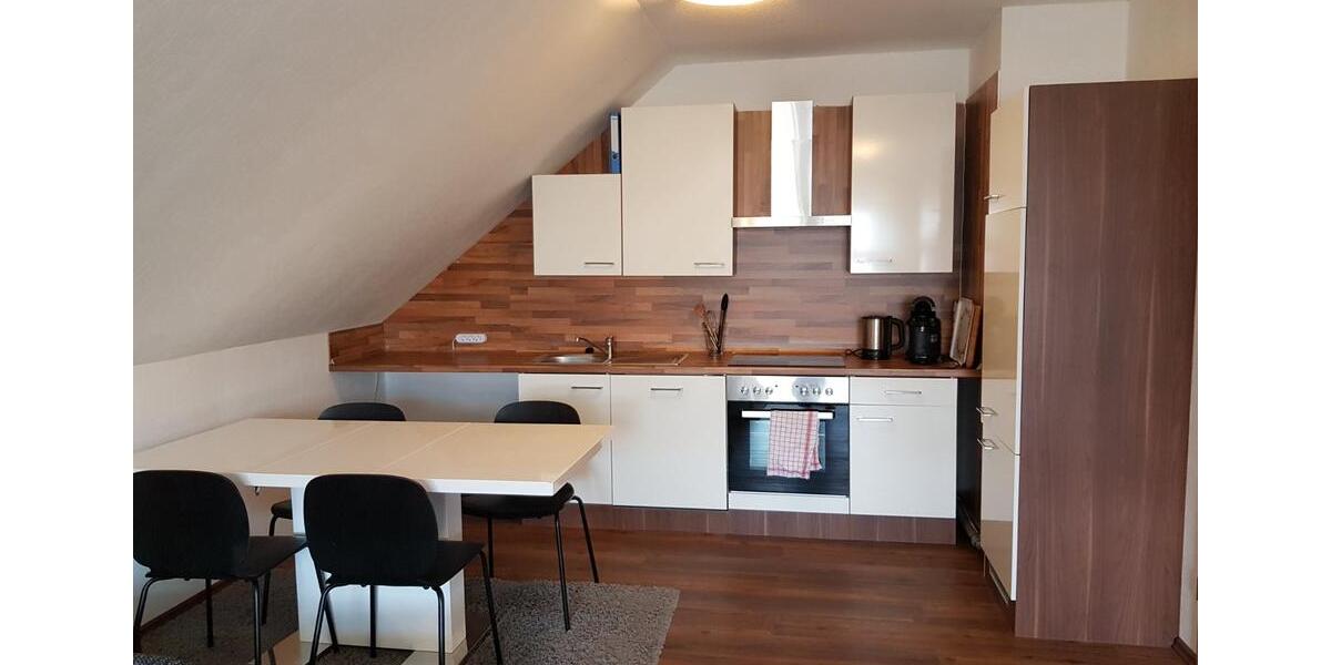 WG Zimmer für Frauen 3er WG ( Studenten ) 1 zimmer