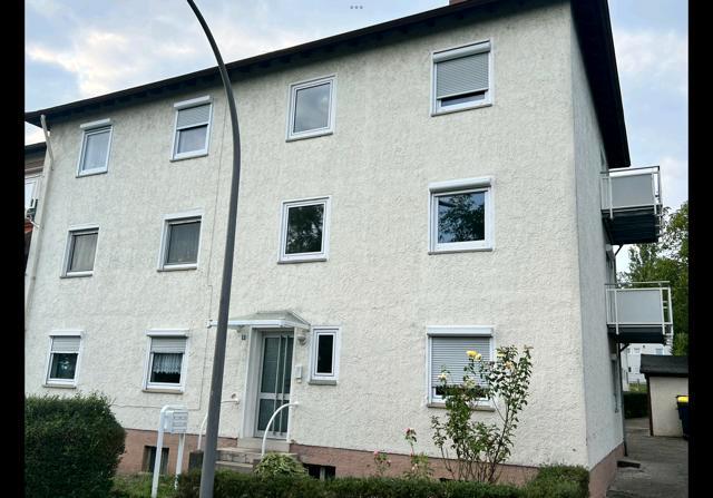 Etagenwohnung Wiesbaden Biebrich - 2 Zimmer, 45 m&sup2;, 880&euro; | Angebot:26506878