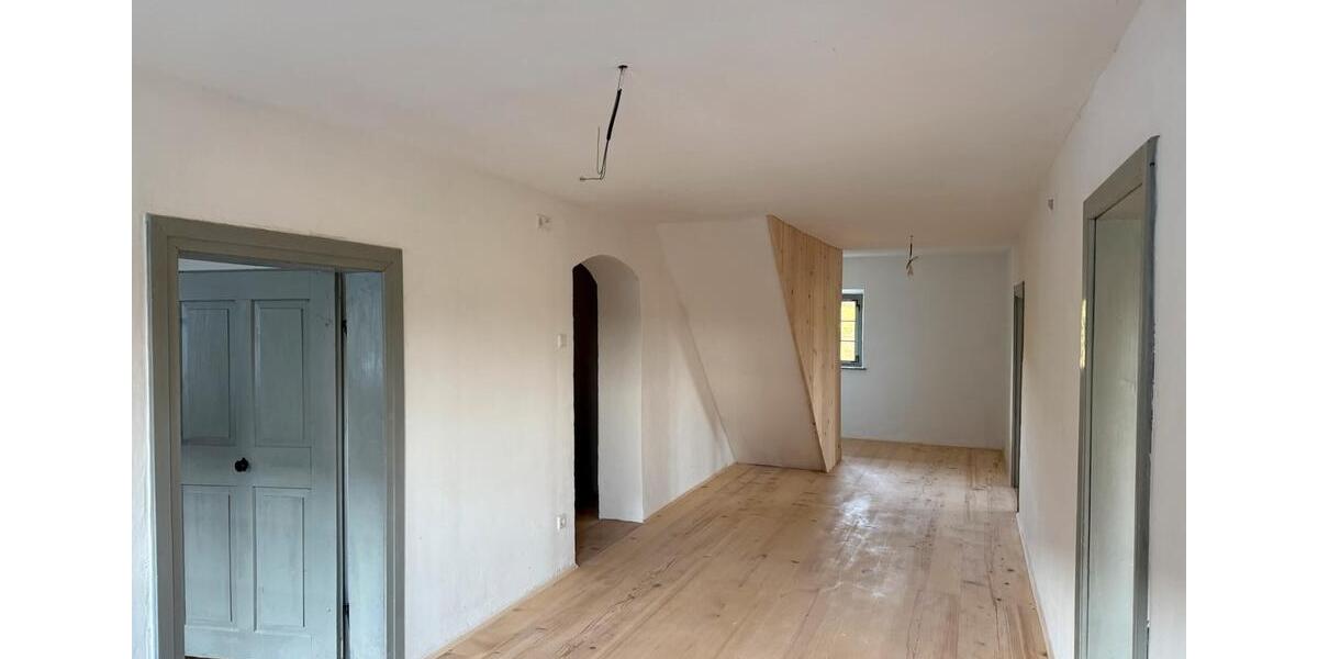 Bauernhaus, Landhaus Dorfen - 6 Zimmer, 210 m&sup2;, 3.500&euro; | Angebot:26278683