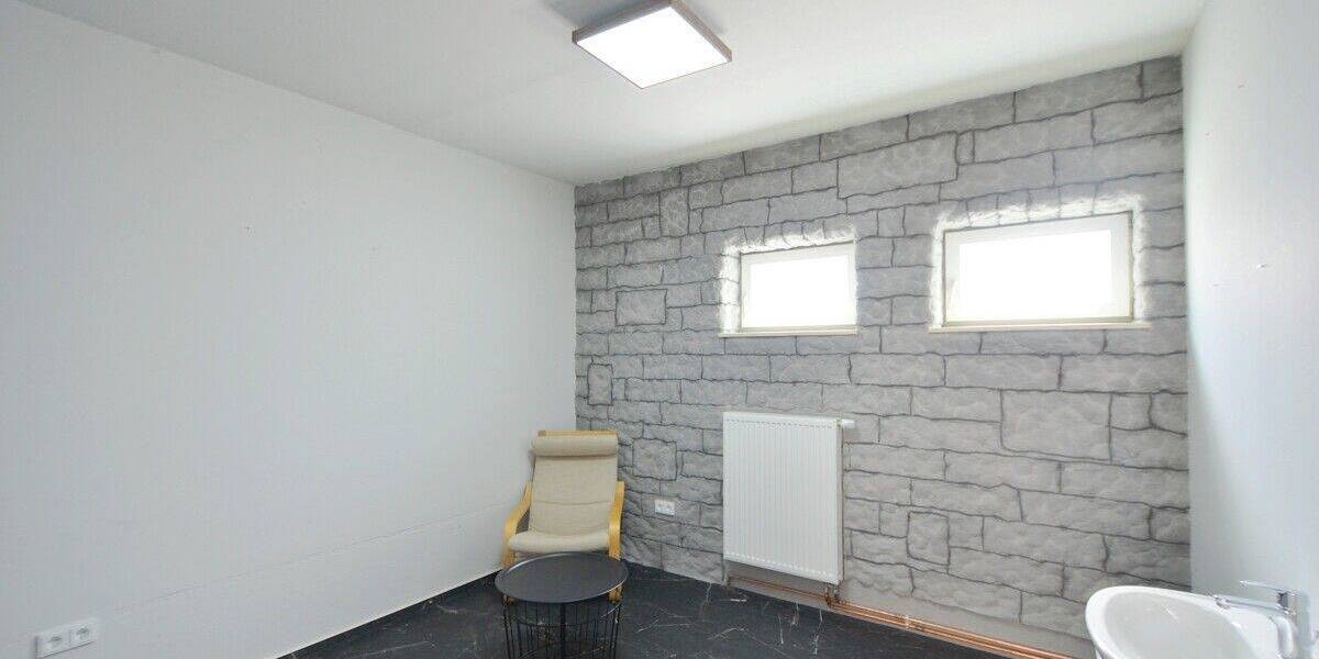 Gewerbeobjekt Richtenberg - 5 Zimmer, 116 m&sup2;, 720&euro; | Angebot:23971381