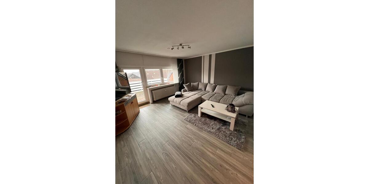 Steinhagen: DG Wohnung mit großer Loggia, Ausrichtung nach Süden 2 zimmer