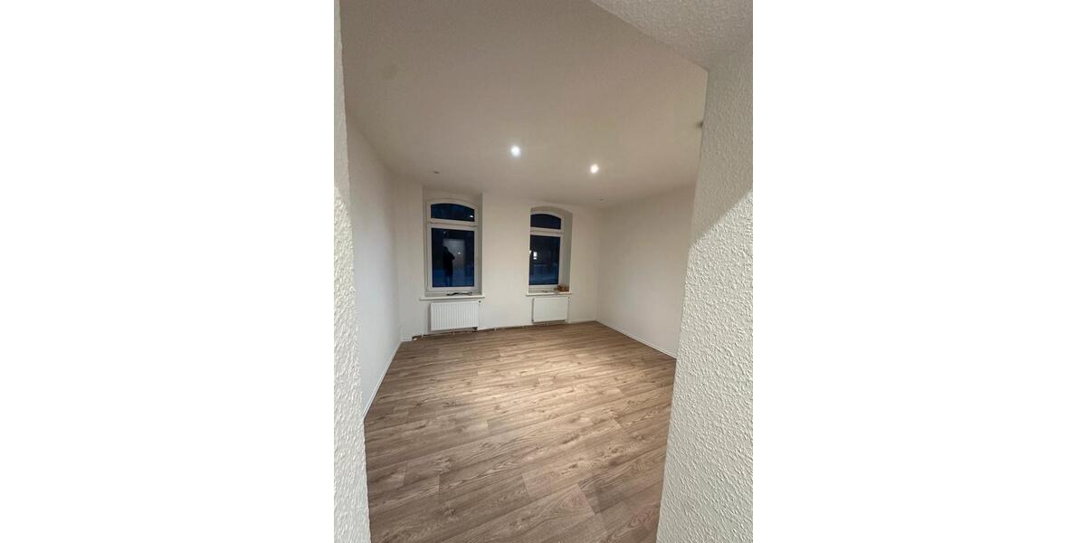 Erdgeschoßwohnung Hohenstein-Ernstthal Ernstthal - 1 Zimmer, 35 m&sup2;, 249&euro; | Angebot:24369493