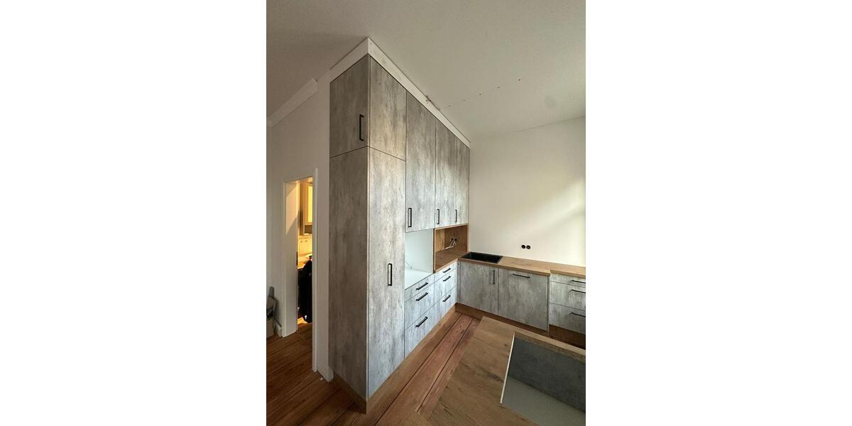 Erdgeschoßwohnung Neustrelitz - 5 Zimmer, 139 m&sup2;, 1.390&euro; | Angebot:24245957