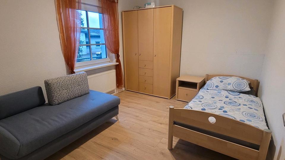 Wohnen auf Zeit Waldeck - 4 Zimmer, 80 m&sup2;, 20&euro; | Angebot:24542866