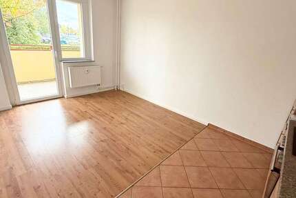 Wohnung zum Mieten in Rostock 350 € 35 m² 2 zimmer