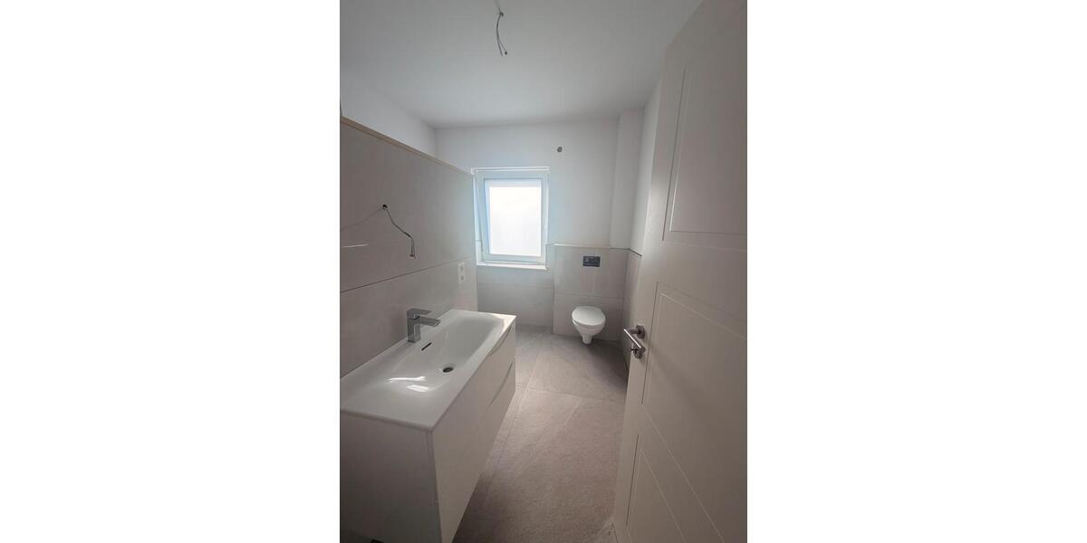 Etagenwohnung Dörverden - 5 Zimmer, 130 m&sup2;, 1.400&euro; | Angebot:26698534