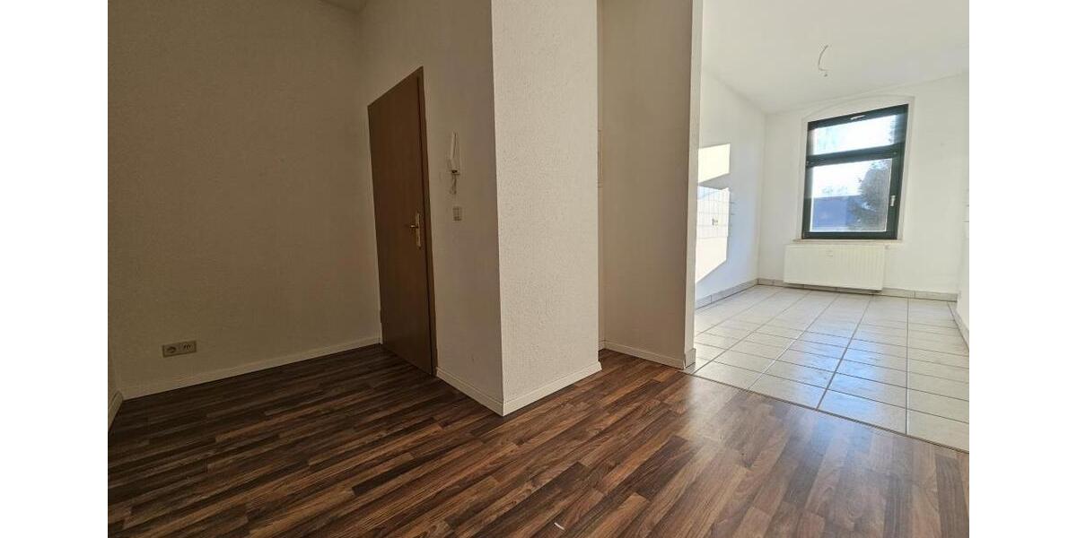 Etagenwohnung Hainichen - 2 Zimmer, 50 m&sup2;, 273&euro; | Angebot:25963485