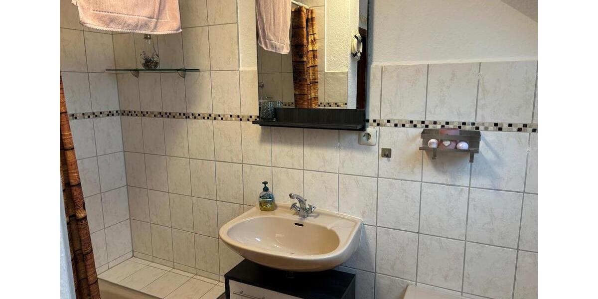 Helle 3,5-Zimmer-Wohnung mit zwei Balkonen – ab sofort frei 3.5 zimmer