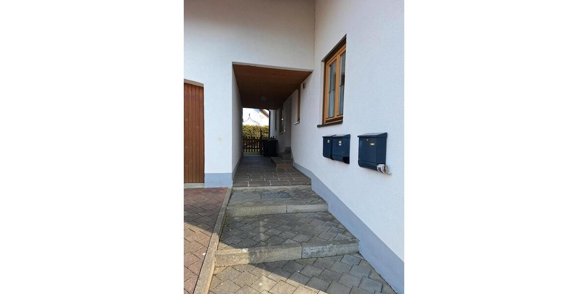 Dachgeschoßwohnung Merching - 1 Zimmer, 43 m&sup2;, 700&euro; | Angebot:25445187