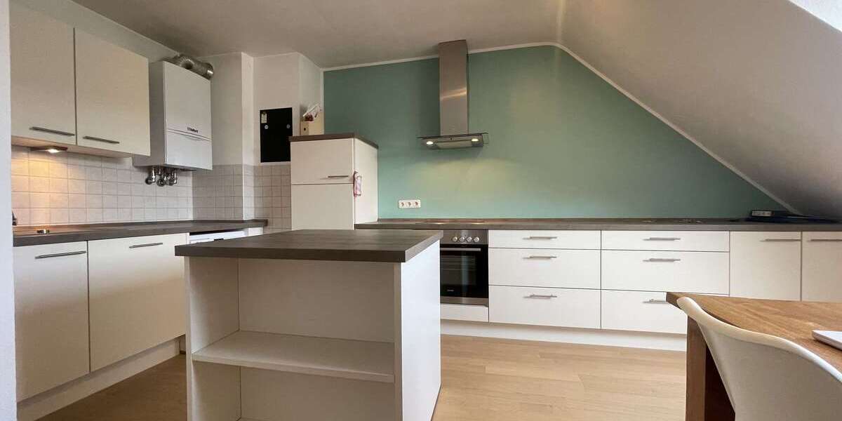 Etagenwohnung Düsseldorf Düsseltal - 3 Zimmer, 64 m&sup2;, 900&euro; | Angebot:26807739