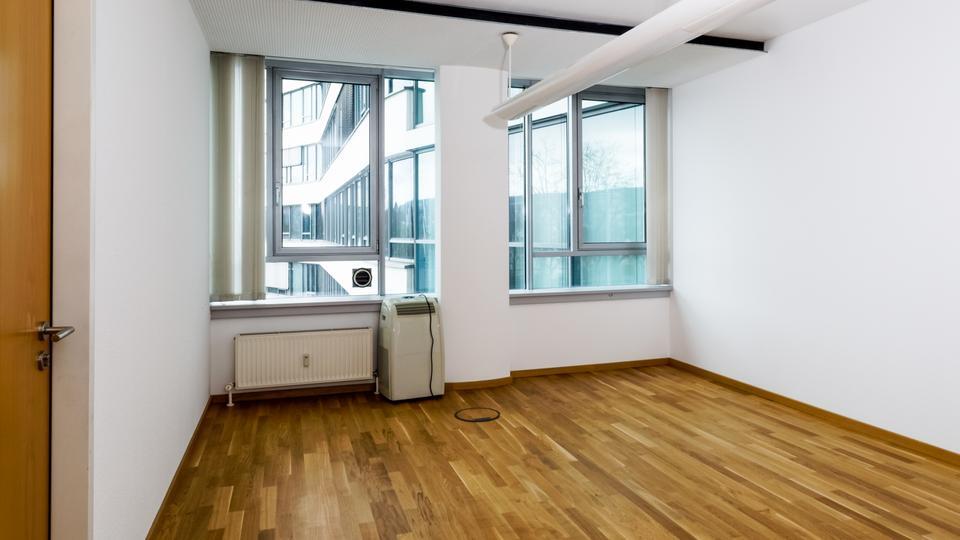 Heller und moderner Büroraum ab sofort - All-in-Miete
