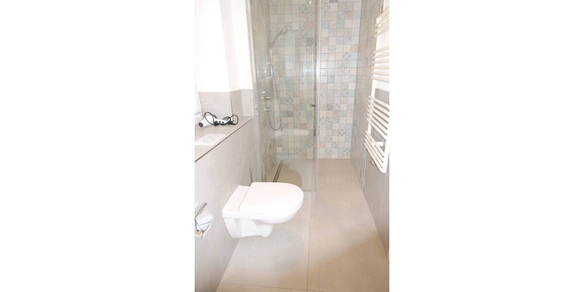 Etagenwohnung Lenggries - 4 Zimmer, 161 m&sup2;, 2.250&euro; | Angebot:26129498