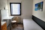 Neu renoviertes möbliertes Zimmer in 2er WG (männlich) 1 zimmer