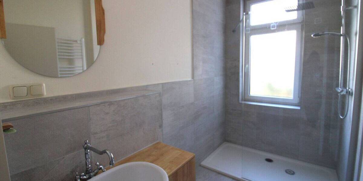 Etagenwohnung Gotha - 5 Zimmer, 111 m&sup2;, 975&euro; | Angebot:26685580