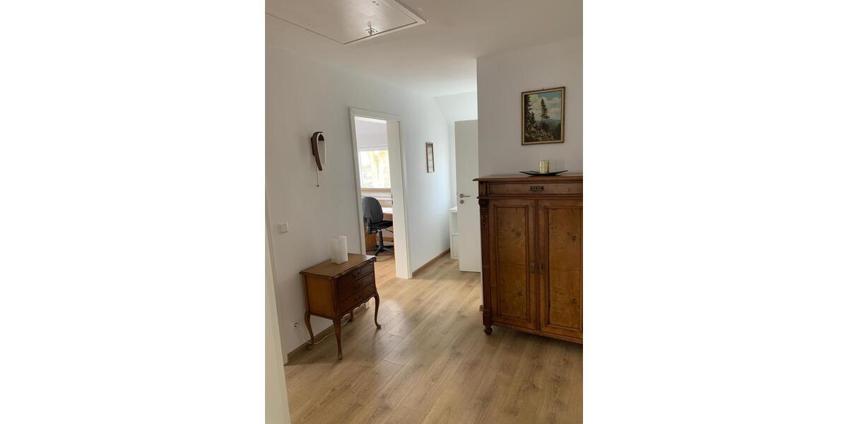 Etagenwohnung Jembke - 3.5 Zimmer, 120 m&sup2;, 960&euro; | Angebot:26019396