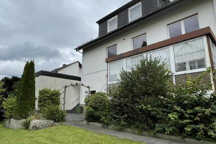Geräumige und zentrumsnahe 4-Zimmerwohnung mit Balkon in Herford! zimmer