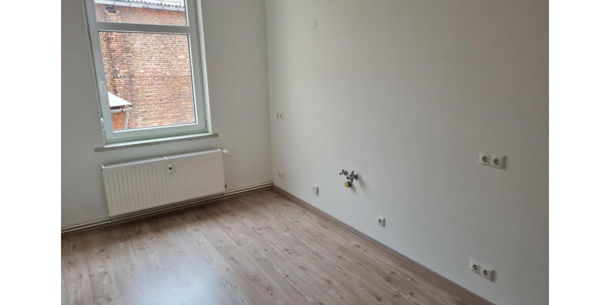 Etagenwohnung Tangermünde - 2 Zimmer, 72 m&sup2;, 620&euro; | Angebot:26049091