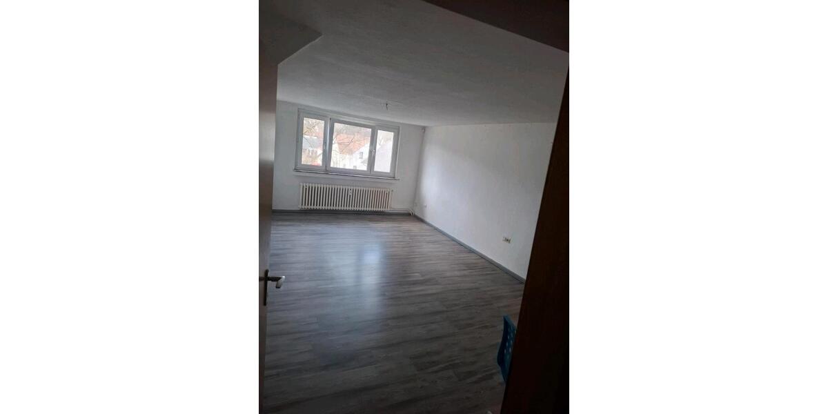 Dachgeschoßwohnung Höxter - 4 Zimmer, 71 m&sup2;, 625&euro; | Angebot:26535398