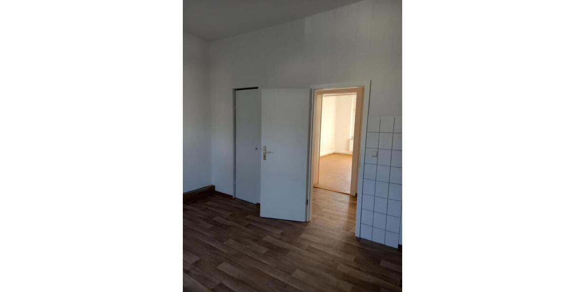 Etagenwohnung Neustrelitz - 3 Zimmer, 78 m&sup2;, 505&euro; | Angebot:26649639