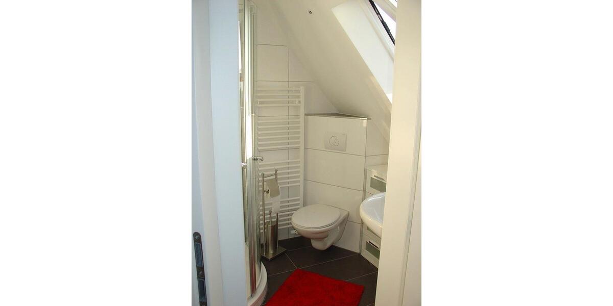 Dachgeschoßwohnung Ahorn - 1 Zimmer, 35 m&sup2;, 500&euro; | Angebot:26086481