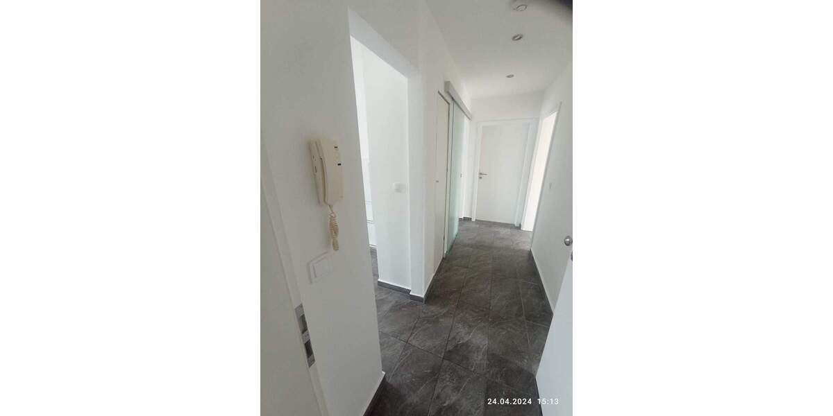 Etagenwohnung Bitterfeld-Wolfen Wolfen - 4 Zimmer, 70 m&sup2;, 490&euro; | Angebot:25050595