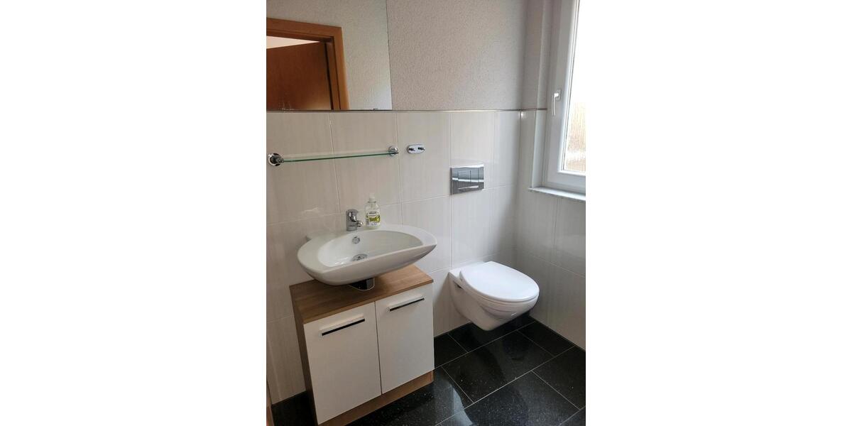 Wohnen auf Zeit Edenkoben - 2 Zimmer, 62 m&sup2;, 380&euro; | Angebot:26272625