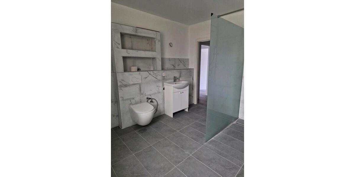 Etagenwohnung Riegelsberg - 3 Zimmer, 85 m&sup2;, 800&euro; | Angebot:26227426